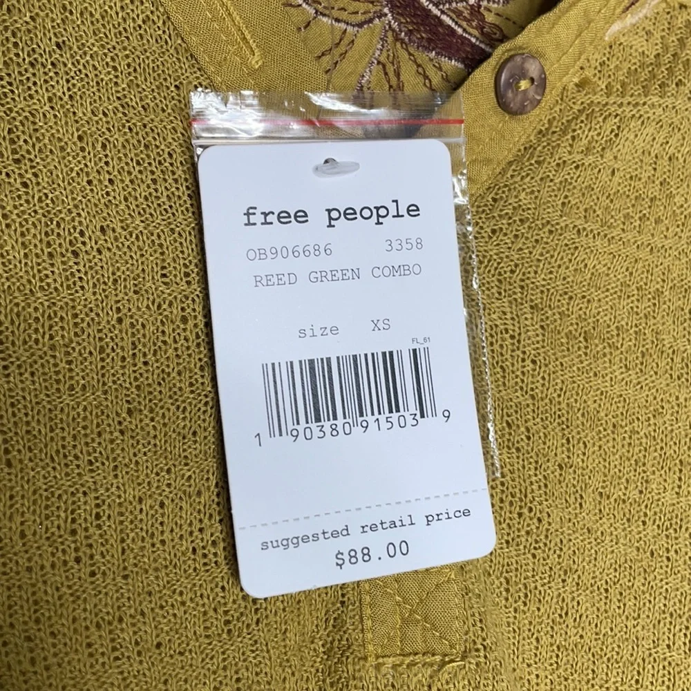 NWT Free People Long Sleeve Top sunflower sz XS‎